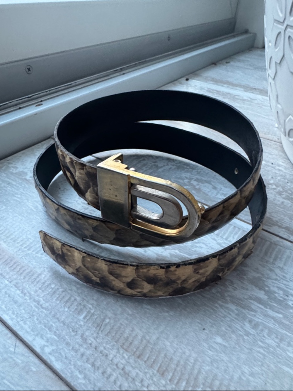 90’s genuine snake tan belt